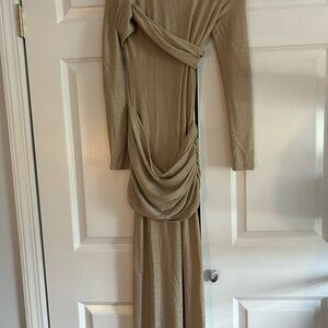 Elegant Gold Evening Dress